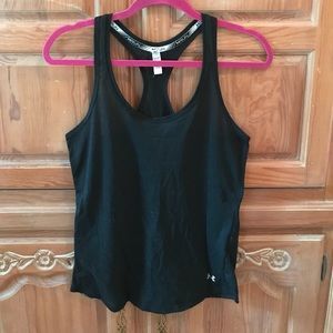Black underarmour runners top